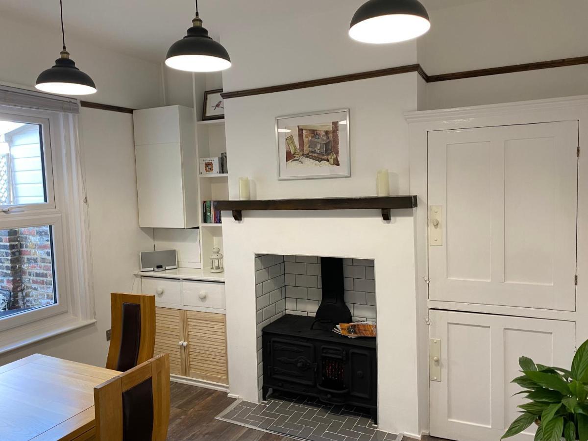Cosy 2 Bedroom House -2023, 2024 &2025 Award Winner! Ramsgate Extérieur photo
